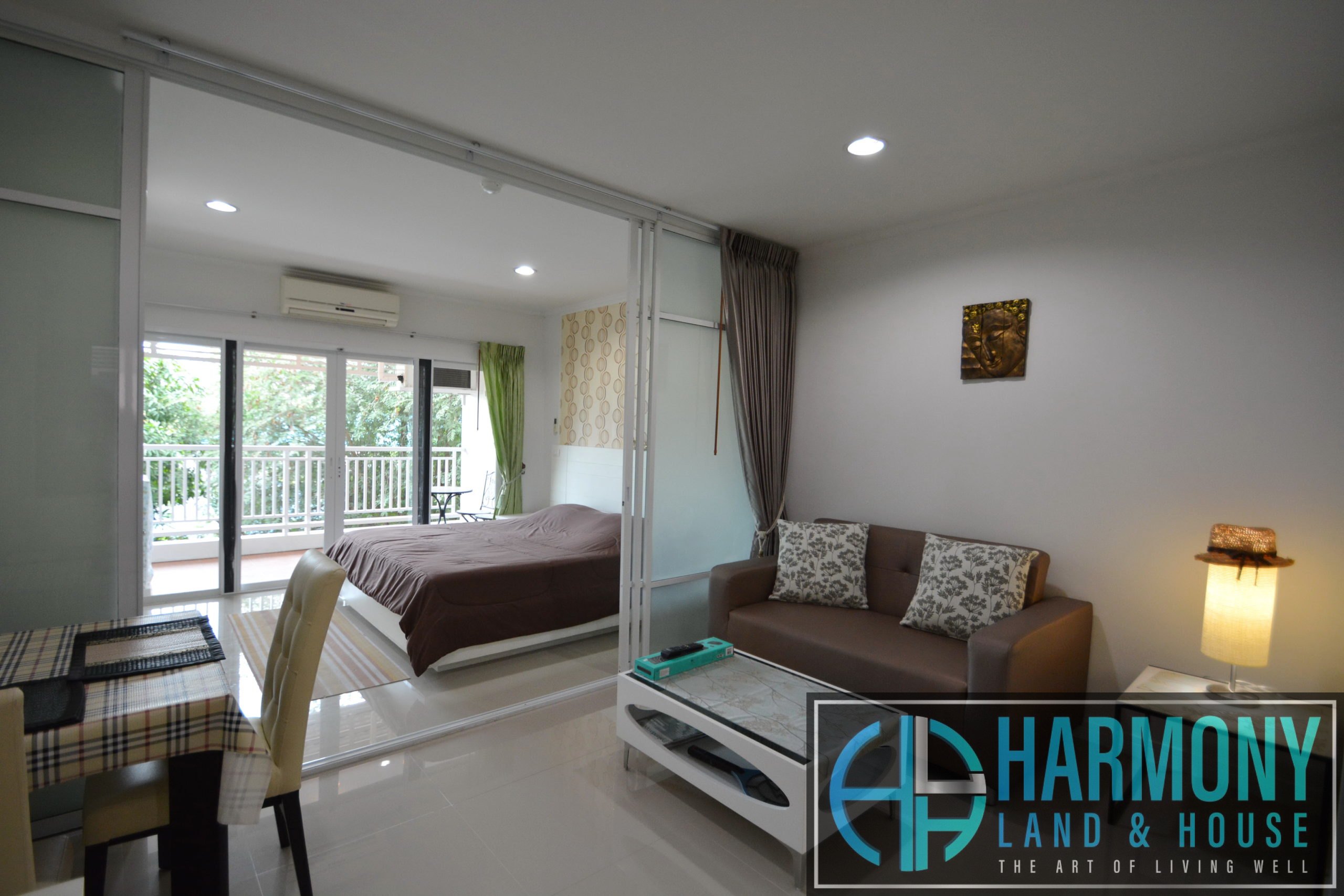 Great location condo in Hua Hin town.